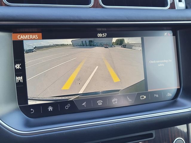 Used 2017 Land Rover Range Rover Supercharged image 17