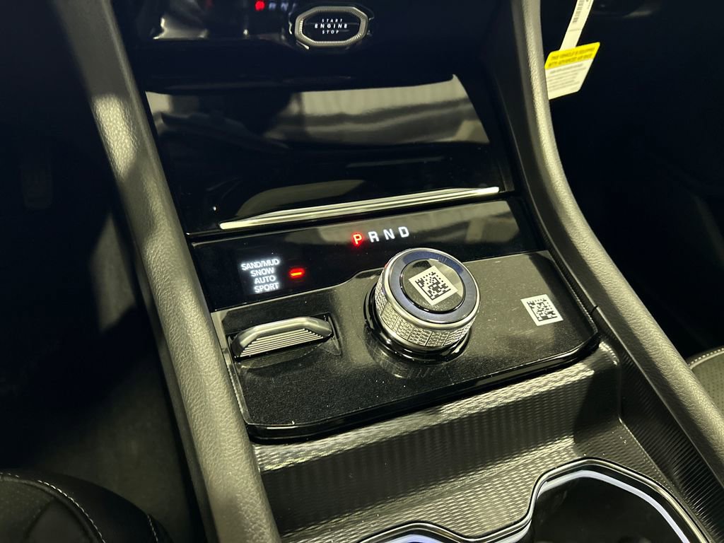 New 2026 Jeep Grand Cherokee Altitude image 24