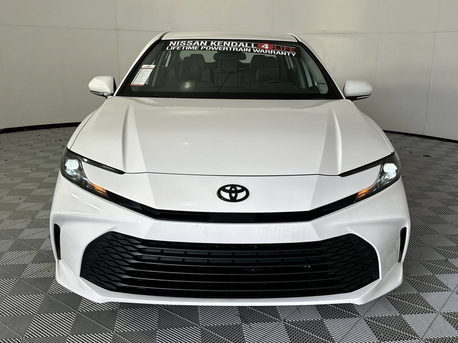 Used 2026 Toyota Camry LE FWD image 3