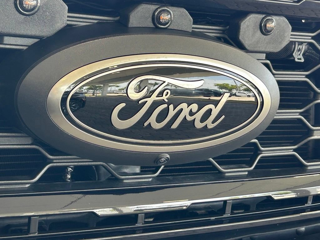 New 2026 Ford F250 Lariat w/ Black Appearance Package AWD/4WD image 22