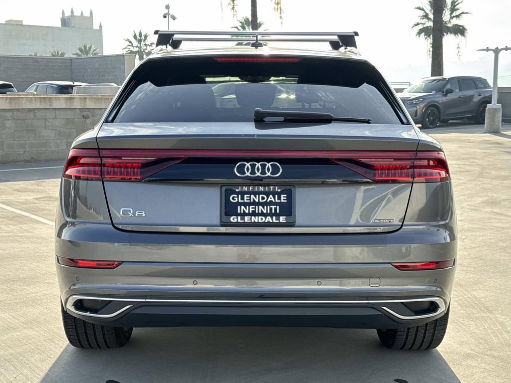 Used 2019 Audi Q8 Premium Plus w/ Premium Plus image 5