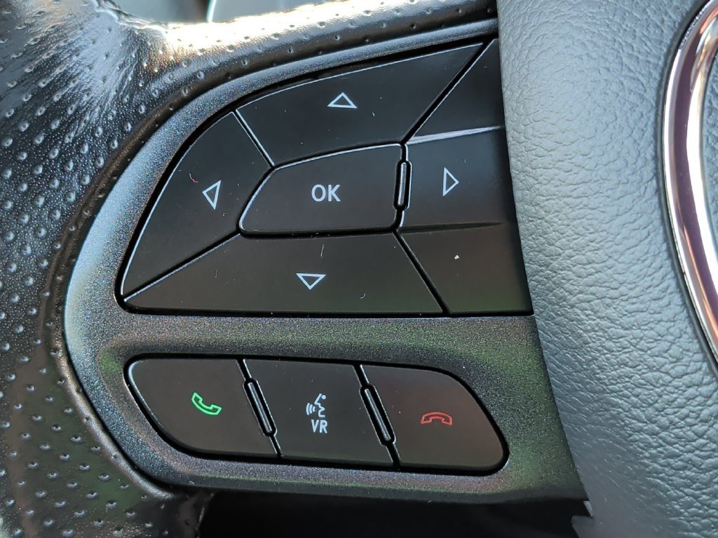 Used 2025 Dodge Durango GT AWD/4WD image 12