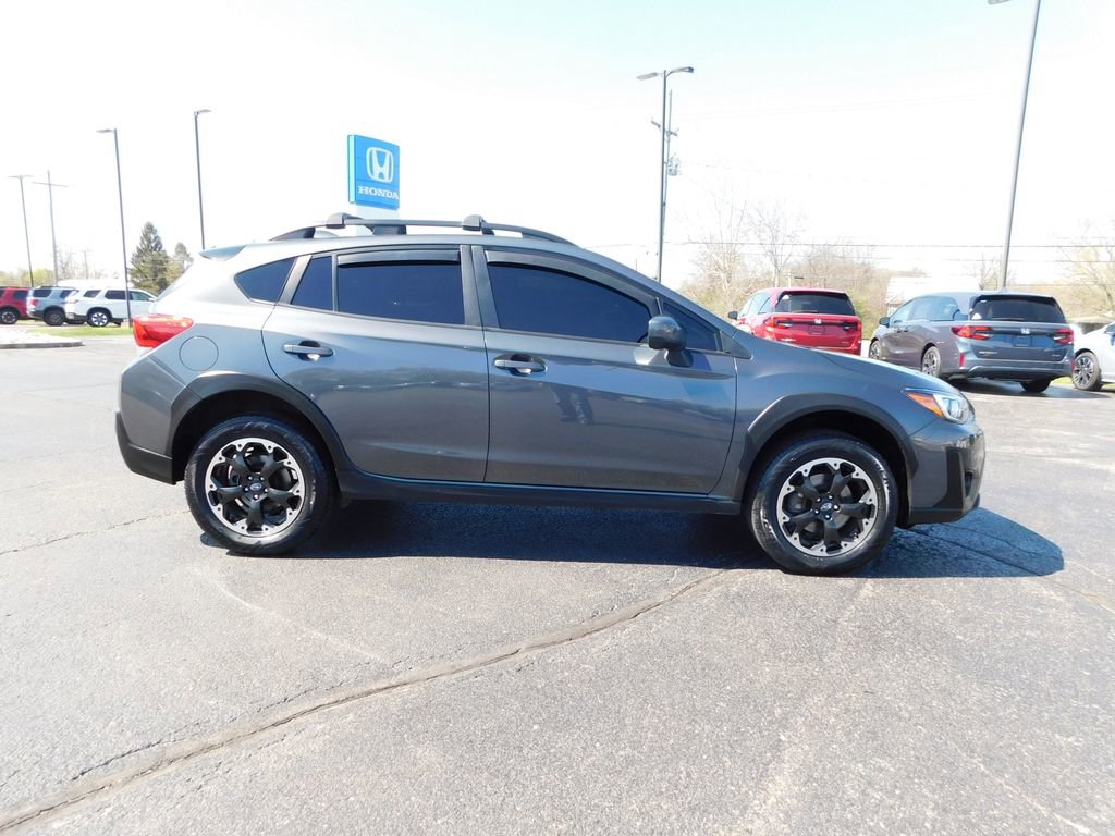 Used 2023 Subaru Crosstrek 2.0i Premium image 2