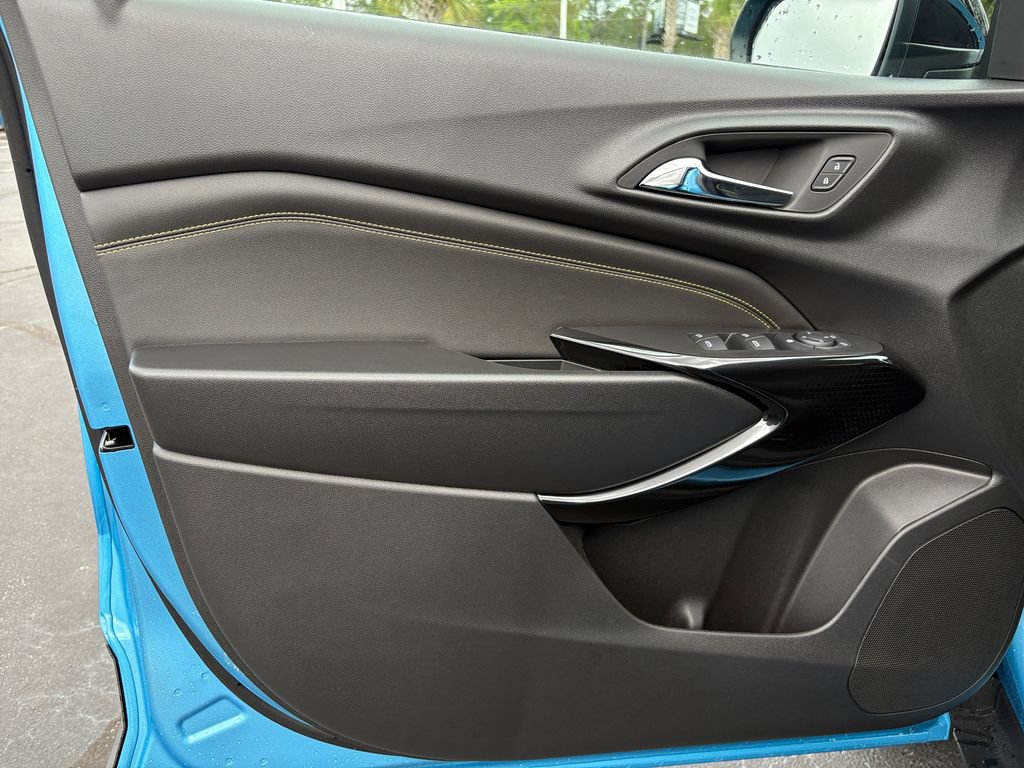 New 2026 Chevrolet Trax ACTIV w/ Driver Confidence Package FWD image 3