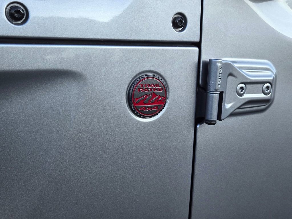 Used 2020 Jeep Gladiator Rubicon image 9