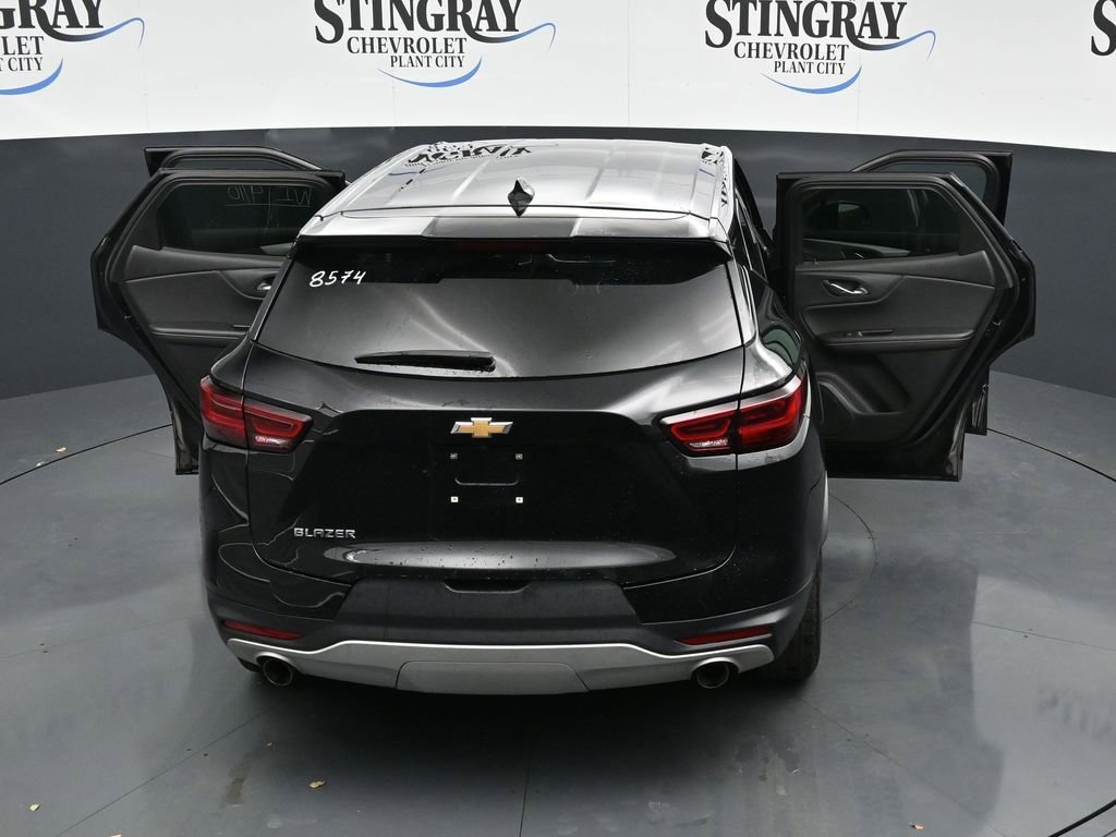 Used 2025 Chevrolet Blazer LT FWD image 35
