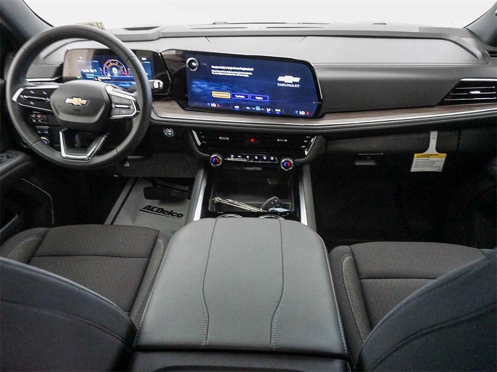 New 2026 Chevrolet Suburban LS RWD image 14