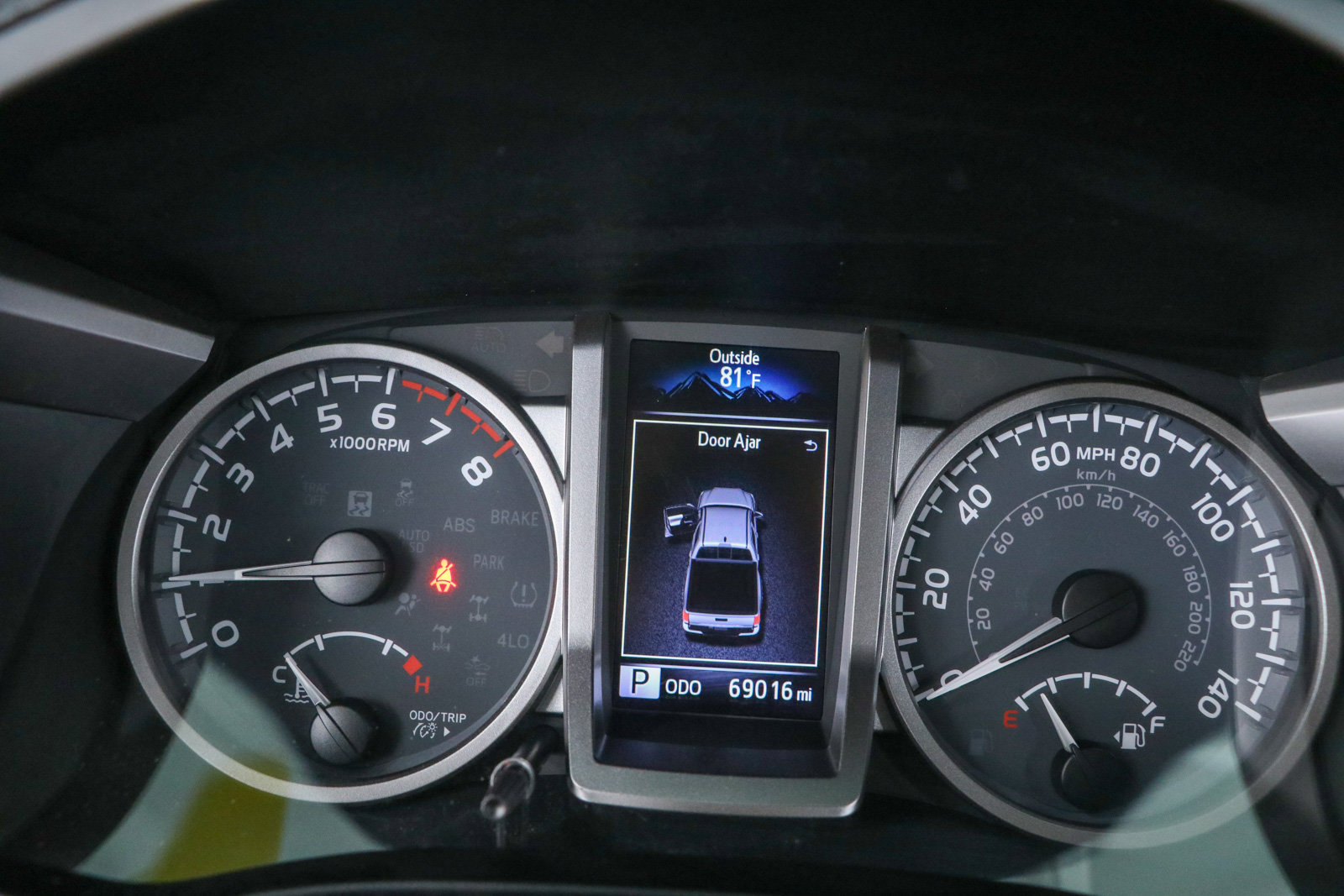 Used 2022 Toyota Tacoma SR5 AWD/4WD image 15