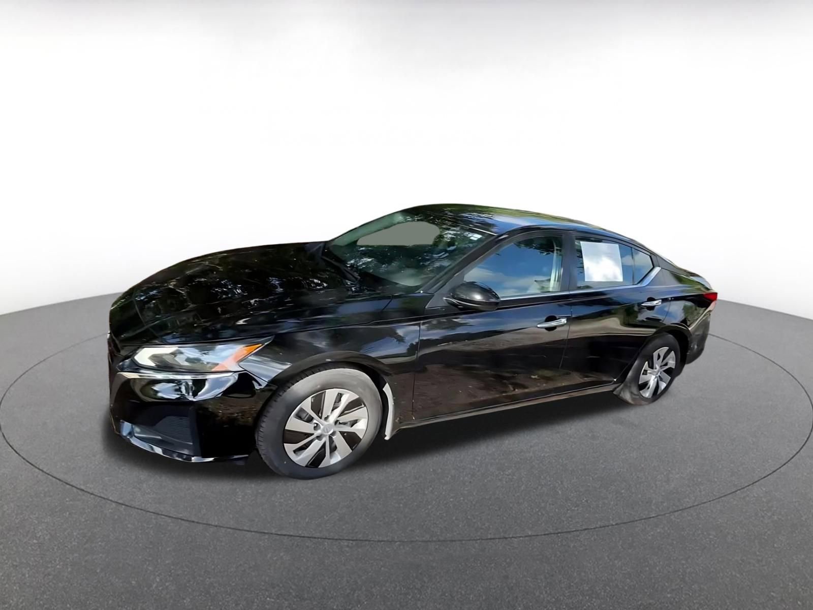 Used 2023 Nissan Altima 2.5 S FWD image 8
