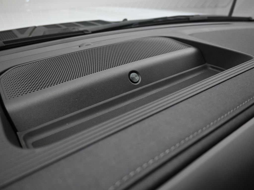 New 2025 Ford F150 Lariat w/ Equipment Group 502A High AWD/4WD image 20