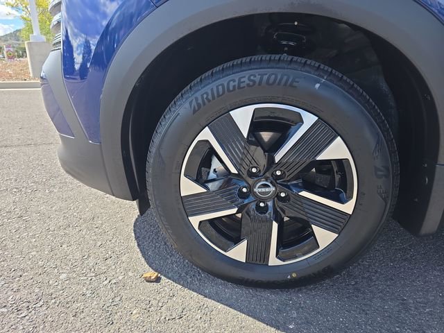 Used 2025 Nissan Kicks SV image 10