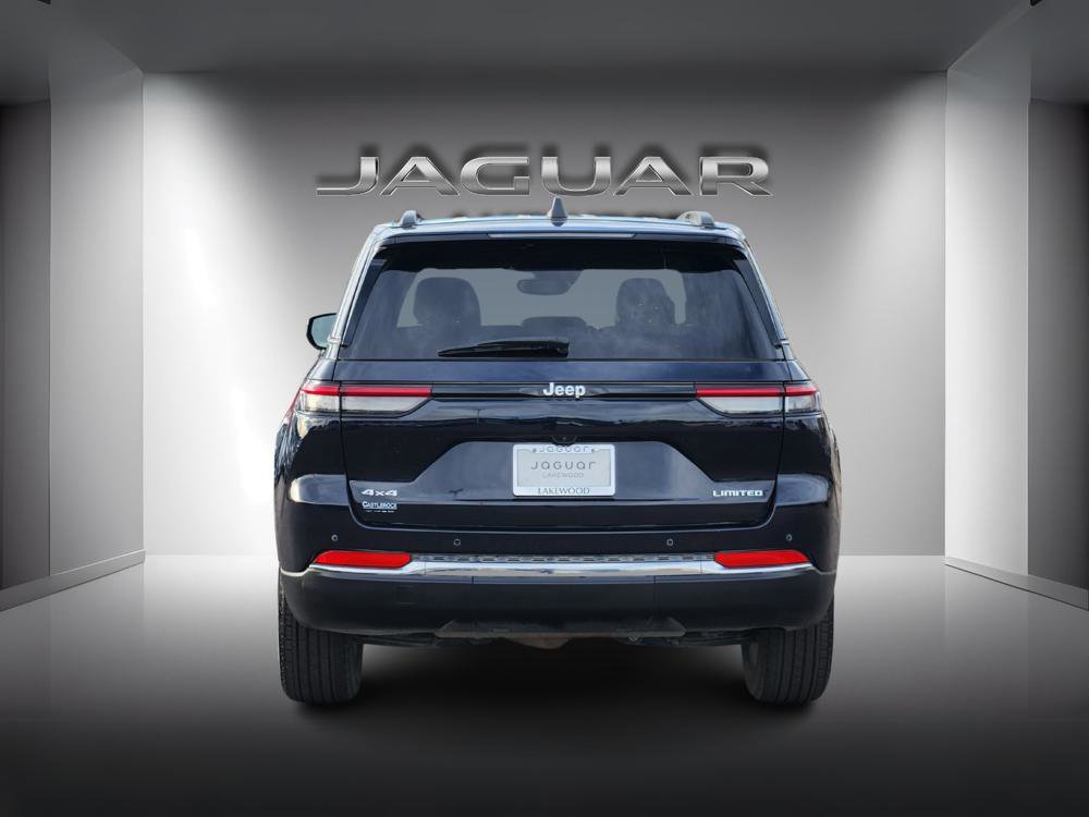 Used 2023 Jeep Grand Cherokee Limited w/ Trailer Tow Prep Group (B) image 4