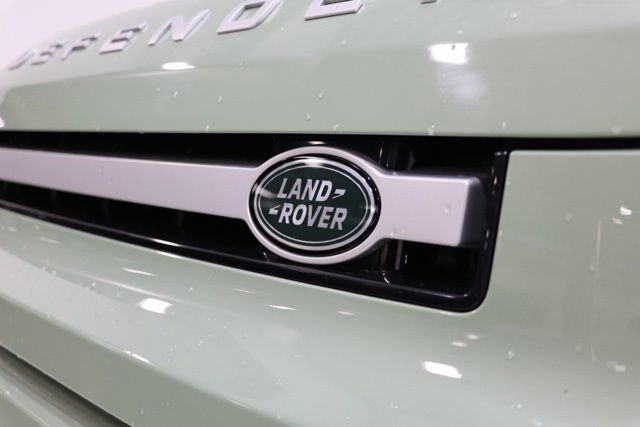 Used 2023 Land Rover Defender 110 75th Limited Edition AWD/4WD image 10