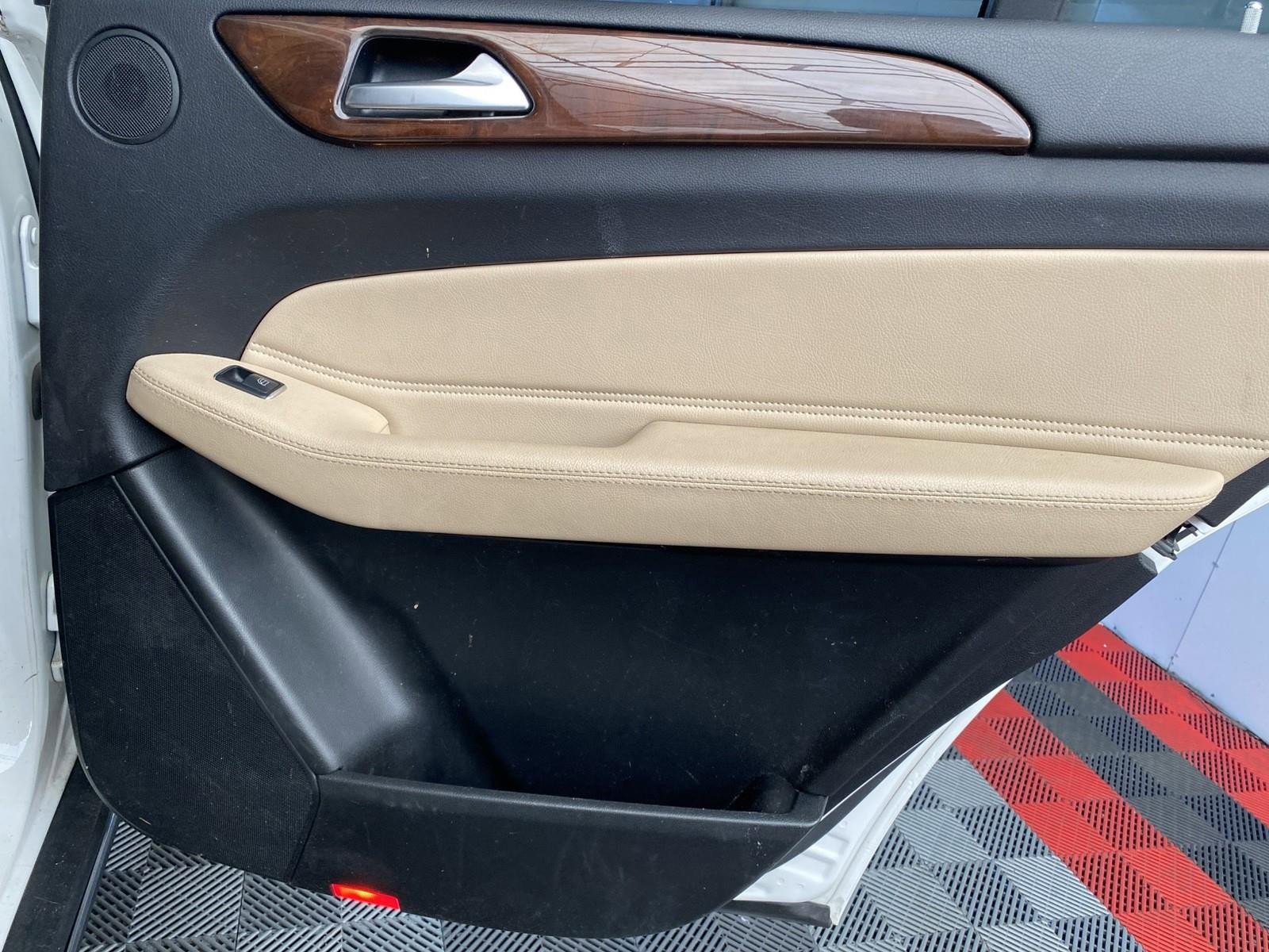 Used 2019 Mercedes-Benz GLS 450 4MATIC image 10