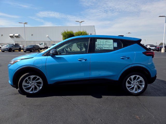 New 2027 Chevrolet Bolt LT w/ Comfort Package FWD image 11