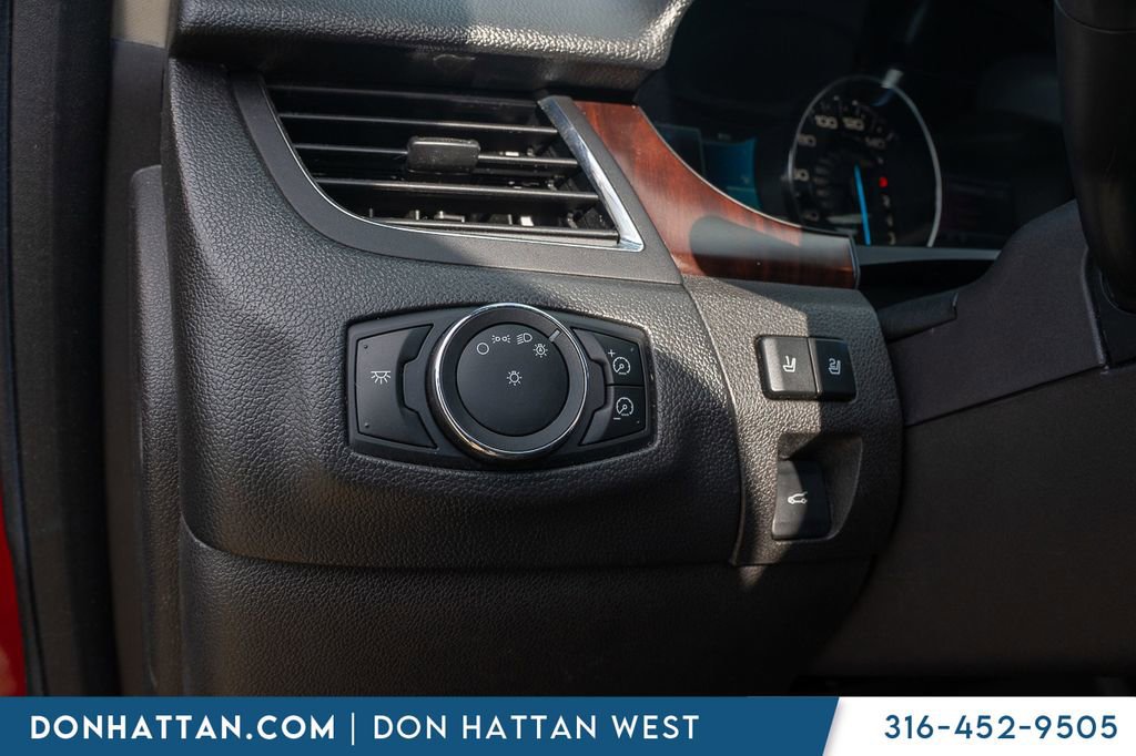 Used 2013 Ford Edge Limited w/ Driver Entry Pkg image 18