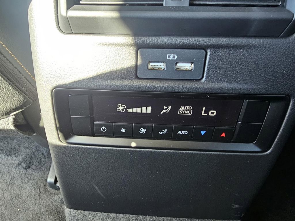 New 2025 MAZDA CX-90 3.3 Turbo w/ Select Package image 29