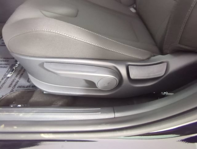 New 2026 Hyundai Elantra Sport FWD image 30