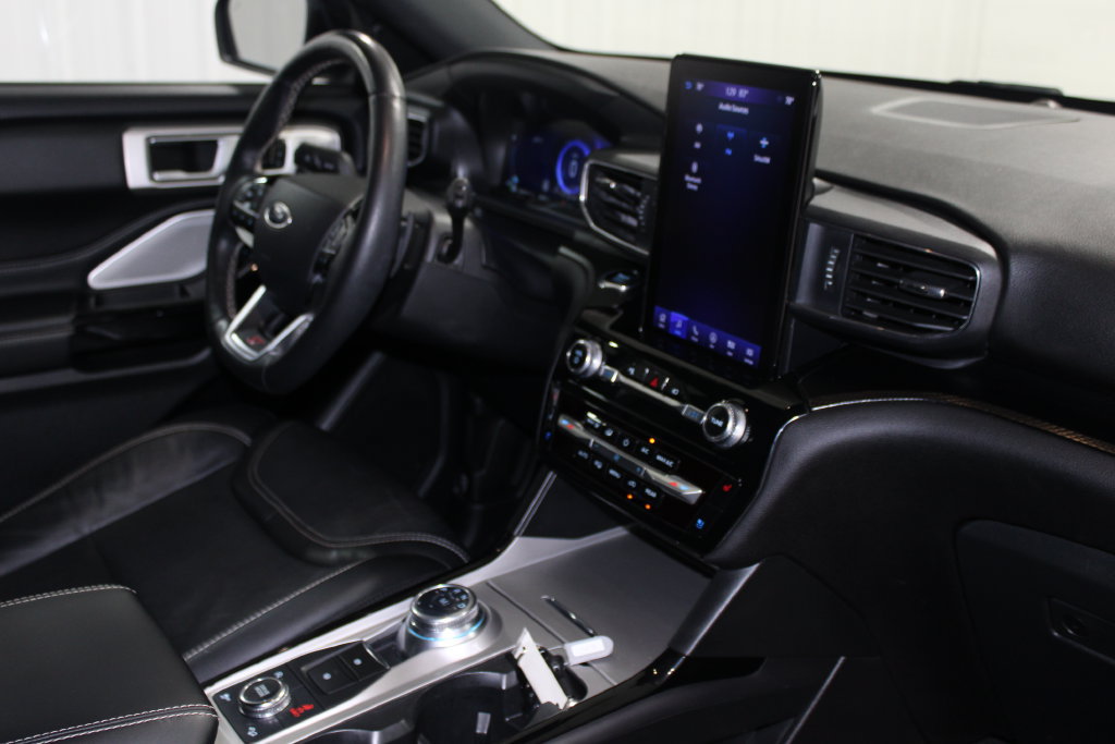 Used 2023 Ford Explorer ST w/ Equipment Group 401A AWD/4WD image 42