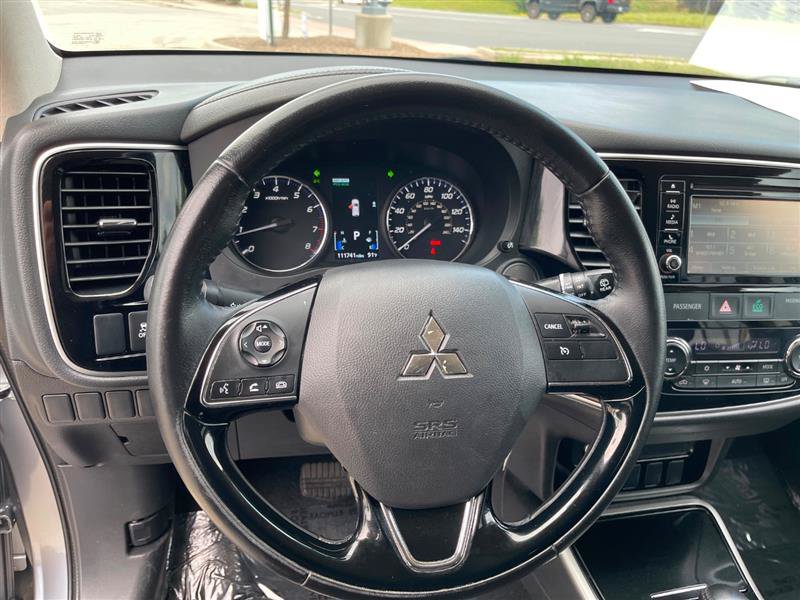 Used 2017 Mitsubishi Outlander ES AWD/4WD image 77