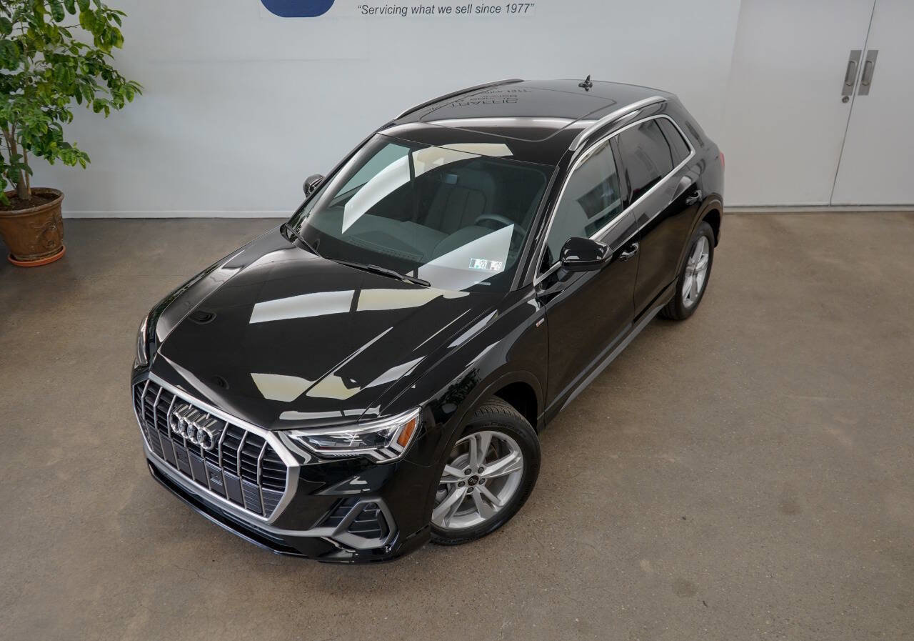 Used 2024 Audi Q3 2.0T Premium Plus w/ Premium Plus Package image 32