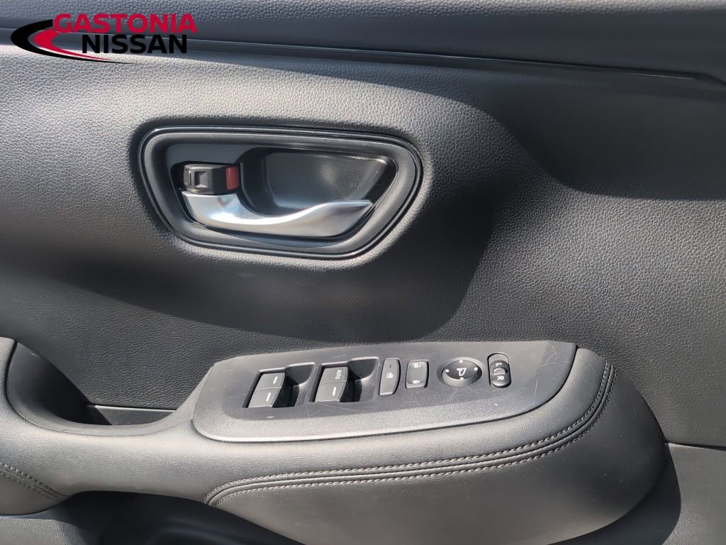 Used 2024 Honda HR-V LX image 30