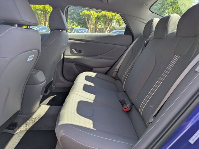 Certified 2025 Hyundai Elantra Sport FWD image 13