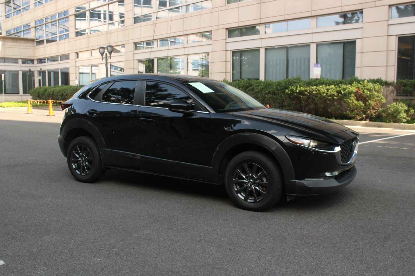 Used 2021 MAZDA CX-30 FWD 2.5 S image 2