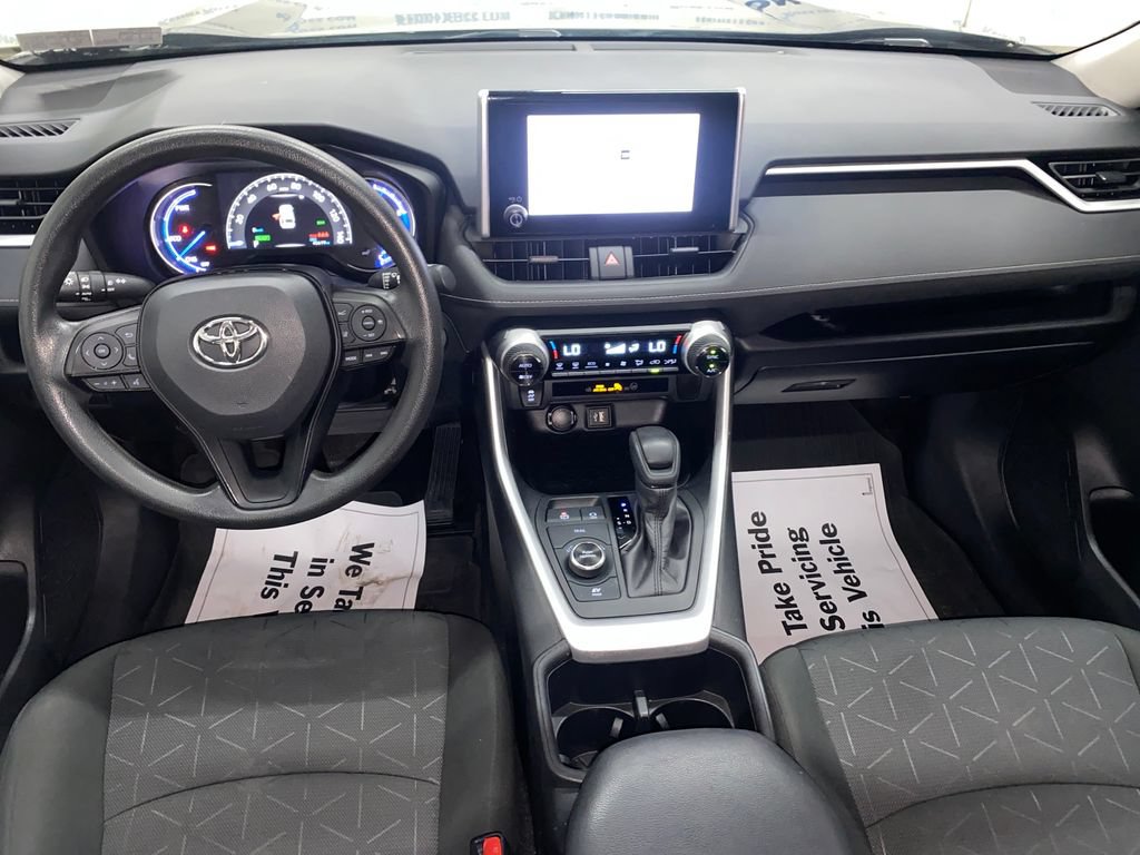 Used 2024 Toyota RAV4 AWD Hybrid image 23