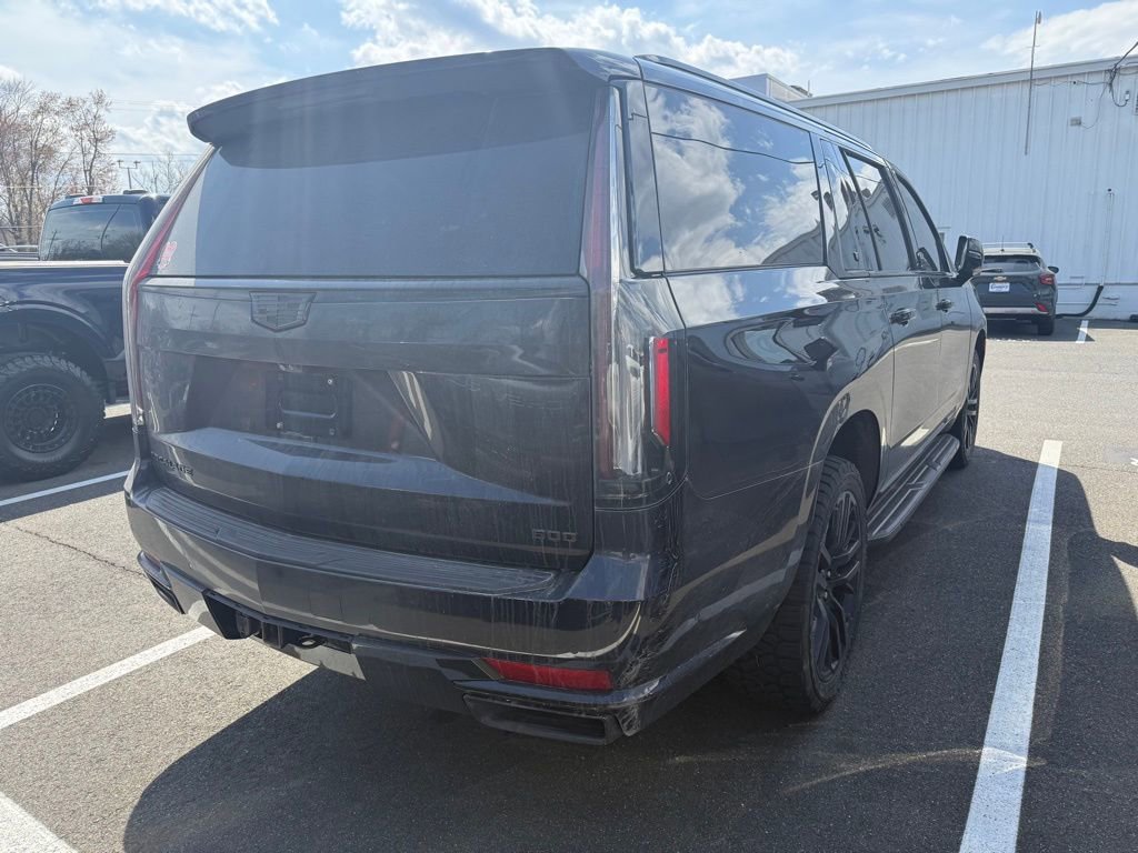 Used 2021 Cadillac Escalade ESV Sport image 5