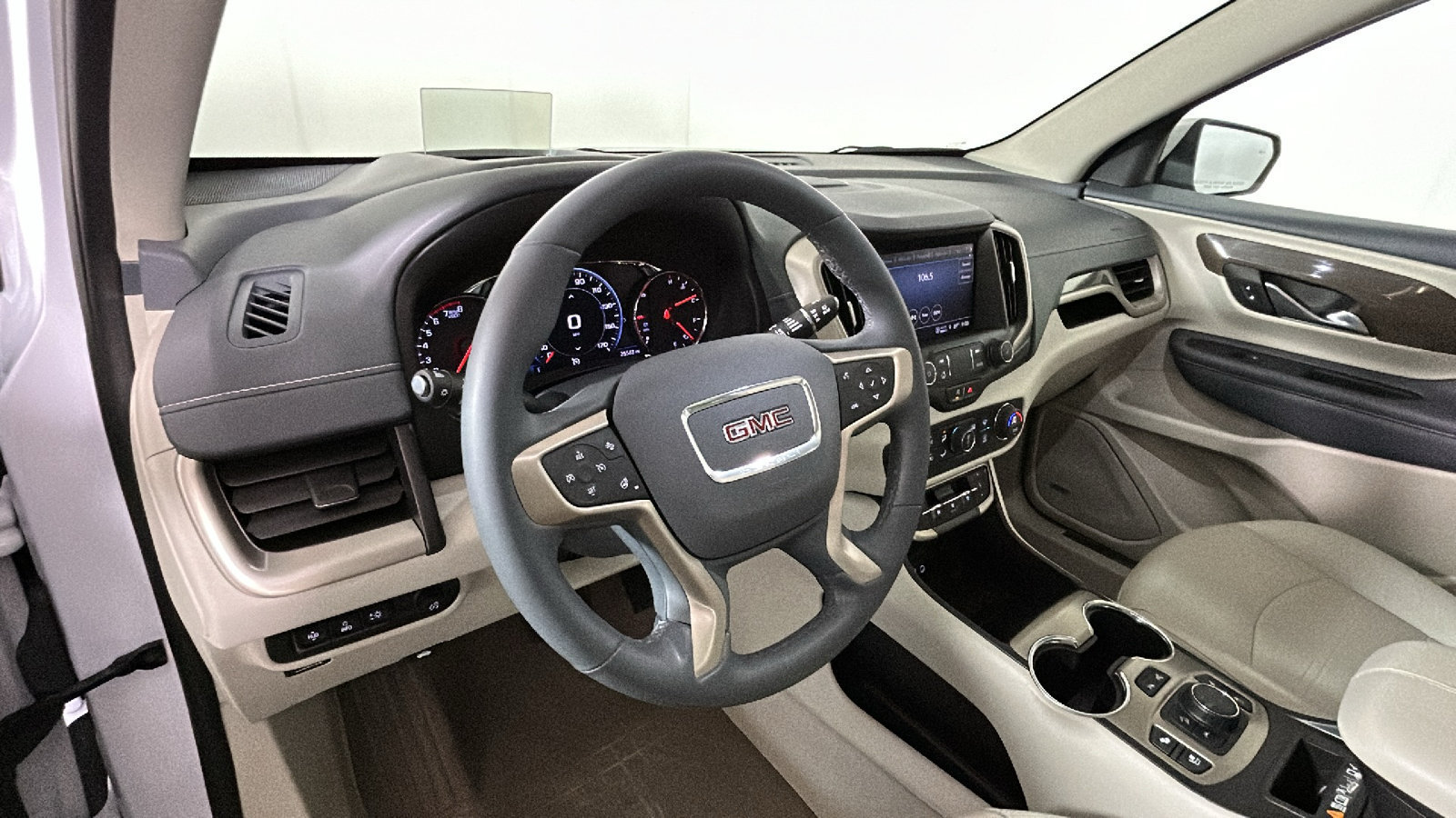 Used 2023 GMC Terrain Denali w/ Denali Premium Package AWD/4WD image 17