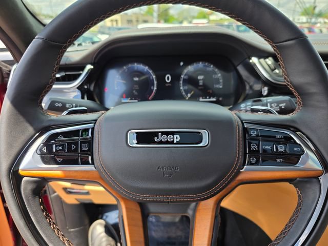 Used 2024 Jeep Grand Cherokee L Summit AWD/4WD image 24
