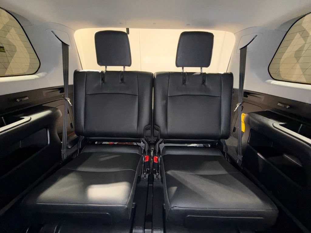 Certified 2022 Toyota 4Runner SR5 Premium w/ Moonroof Package AWD/4WD image 23
