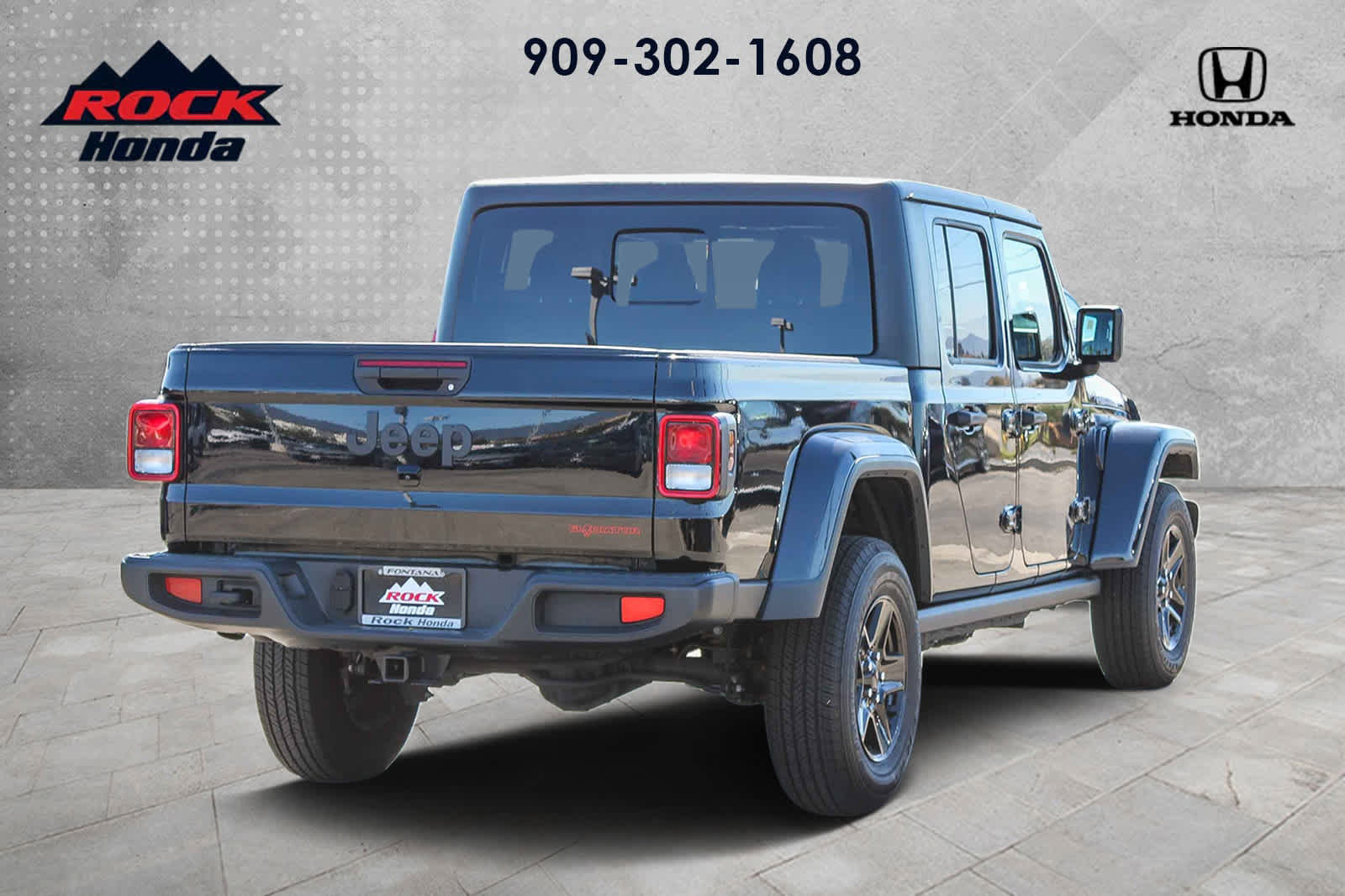 Used 2021 Jeep Gladiator Sport image 4