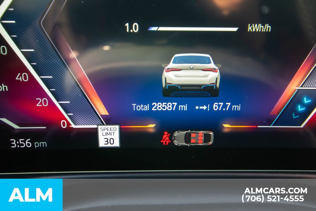 Used 2023 BMW i4 eDrive40 image 23