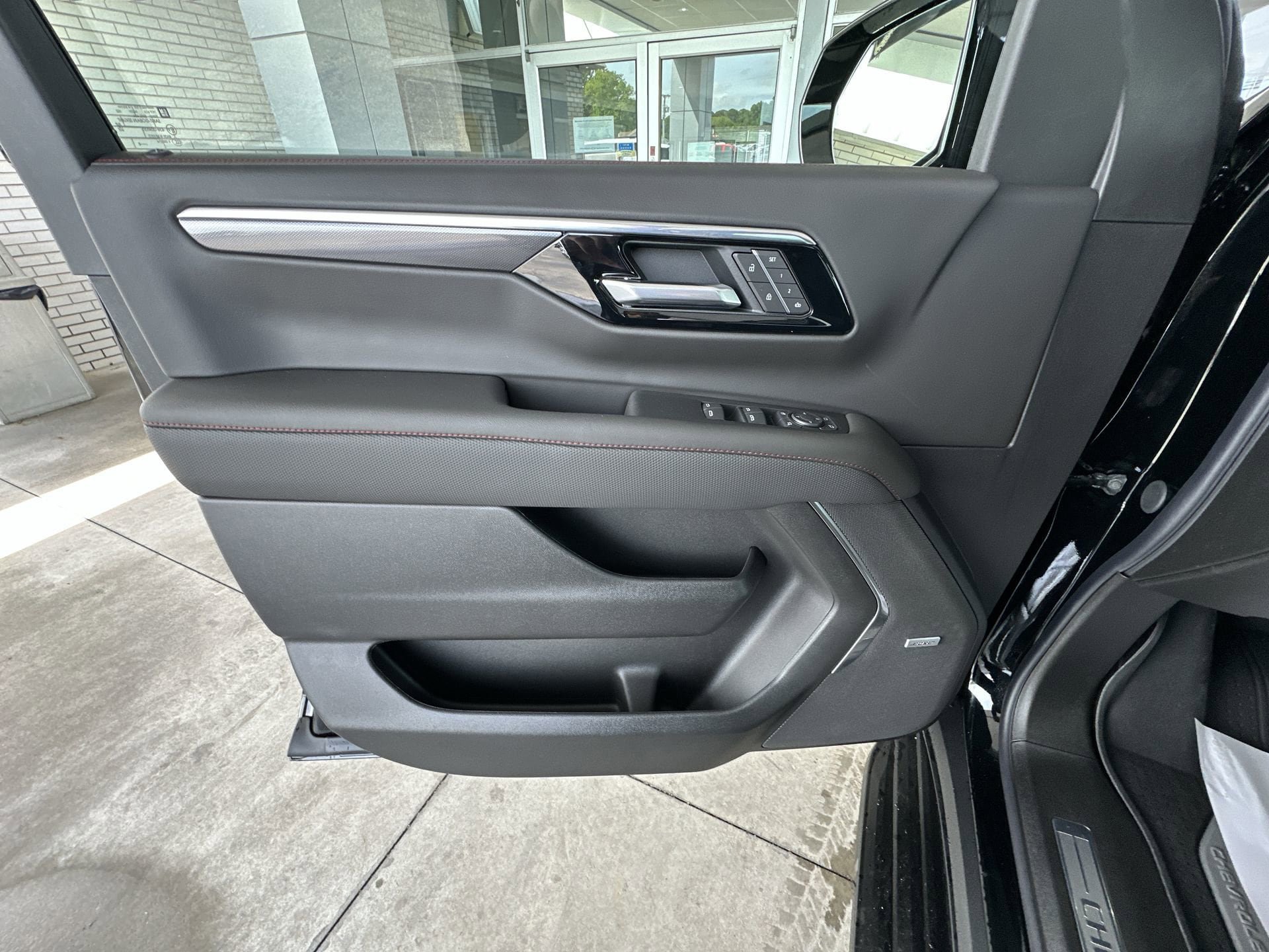 New 2026 Chevrolet Suburban RST w/ Comfort Package RWD image 23