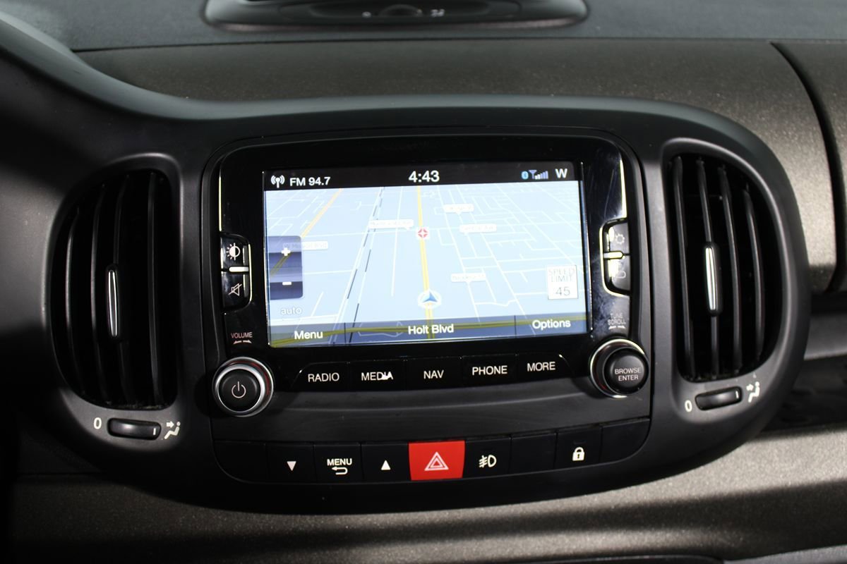 Used 2014 FIAT 500L Trekking FWD image 7
