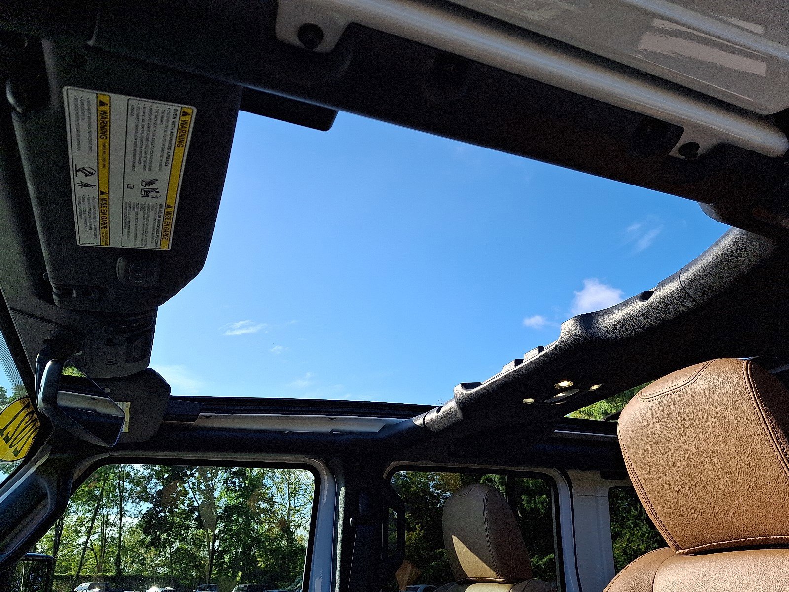 Certified 2021 Jeep Wrangler Unlimited Sahara w/ Cold Weather Group image 14