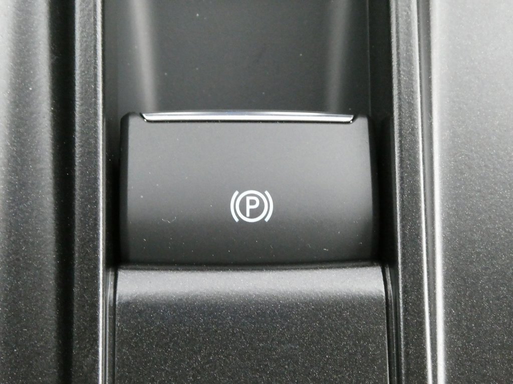 New 2025 Ford Explorer Active w/ Active Comfort Package image 18