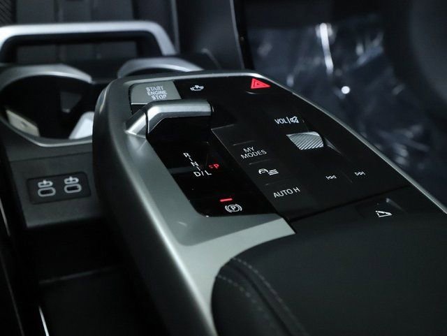 Used 2025 BMW X2 xDrive28i AWD/4WD image 31