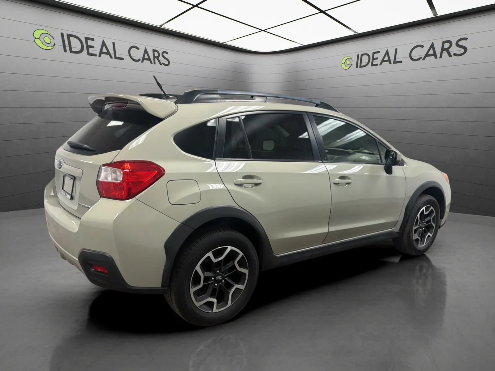 Used 2016 Subaru Crosstrek 2.0i Premium AWD/4WD image 5