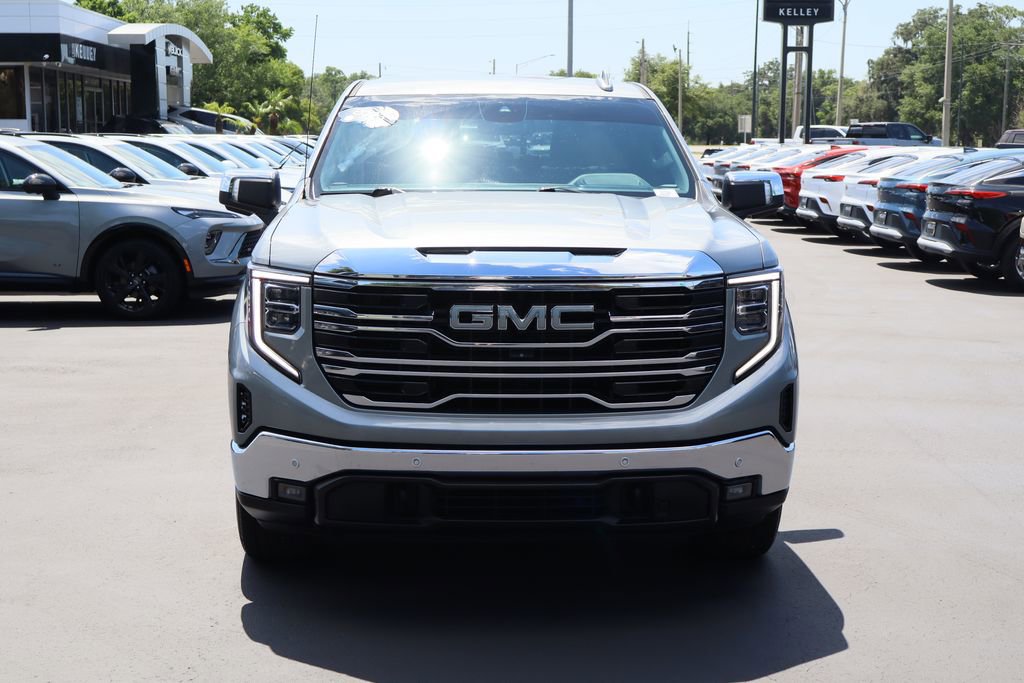 Certified 2023 GMC Sierra 1500 SLT w/ SLT Premium Plus Package AWD/4WD image 4