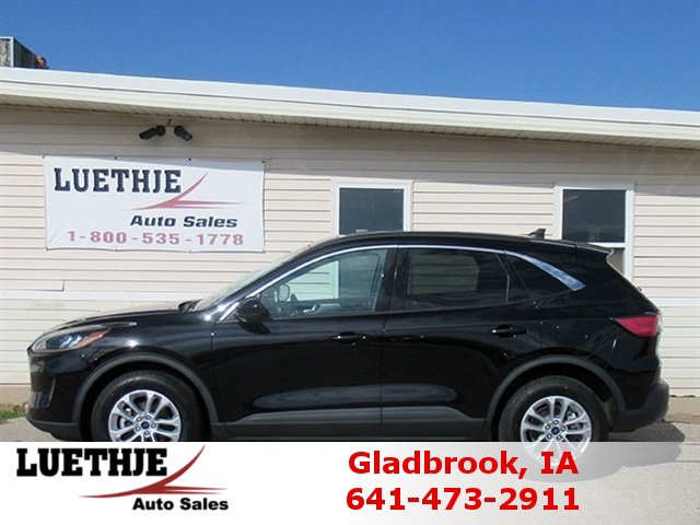 Used 2021 Ford Escape SE w/ Cold Weather Package AWD/4WD image 1