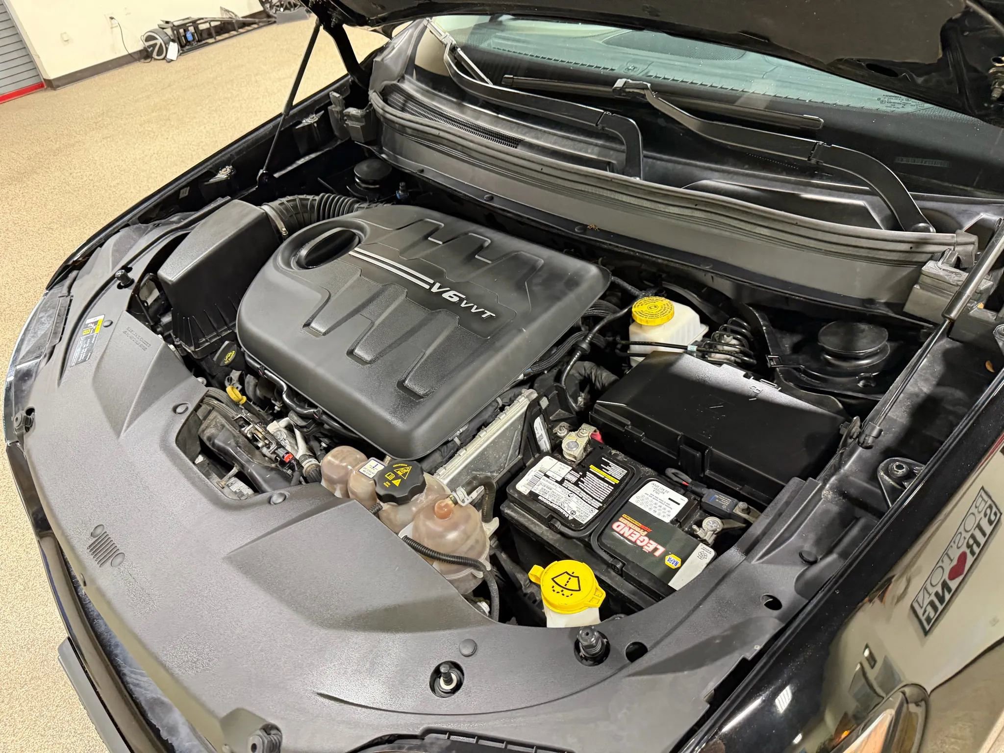 Used 2019 Jeep Cherokee Overland w/ Technology Group image 59