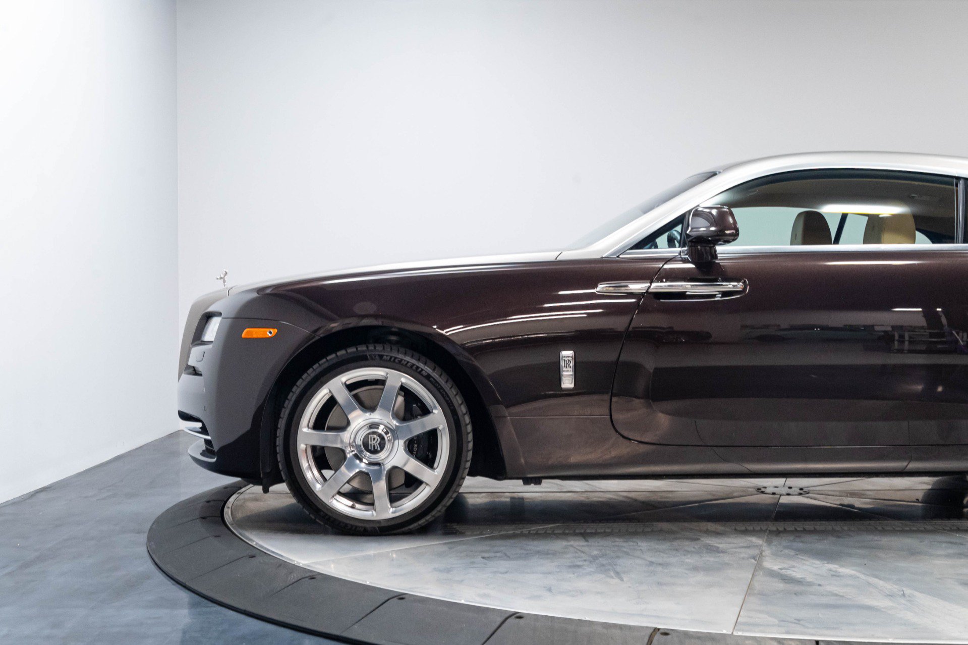 Used 2014 Rolls-Royce Wraith RWD image 44