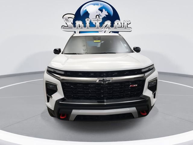 Used 2024 Chevrolet Traverse Z71 image 5