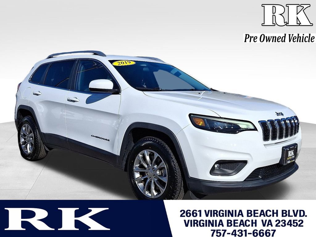 Used 2019 Jeep Cherokee Latitude Plus image 1