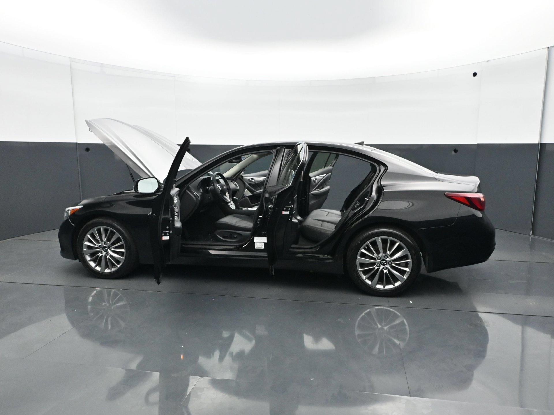 Used 2024 INFINITI Q50 Luxe AWD/4WD image 28