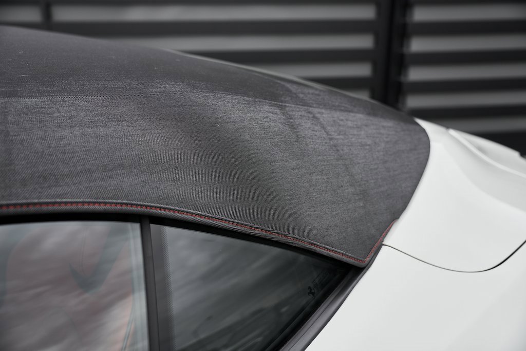 Used 2024 Ferrari Roma Spider image 8