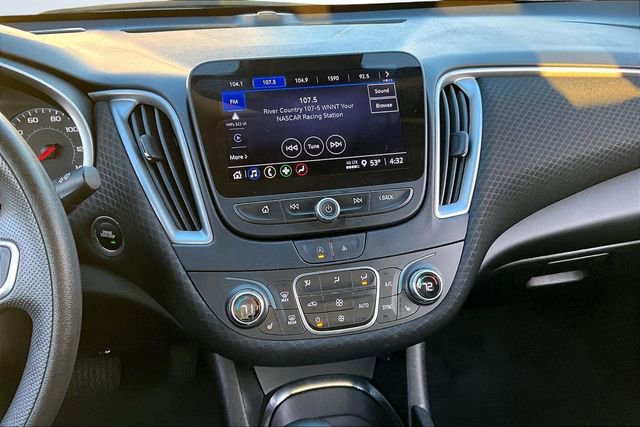 Used 2024 Chevrolet Malibu LT image 9